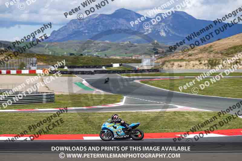 cadwell no limits trackday;cadwell park;cadwell park photographs;cadwell trackday photographs;enduro digital images;event digital images;eventdigitalimages;navarra;no limits trackdays;peter wileman photography;racing digital images;trackday digital images;trackday photos